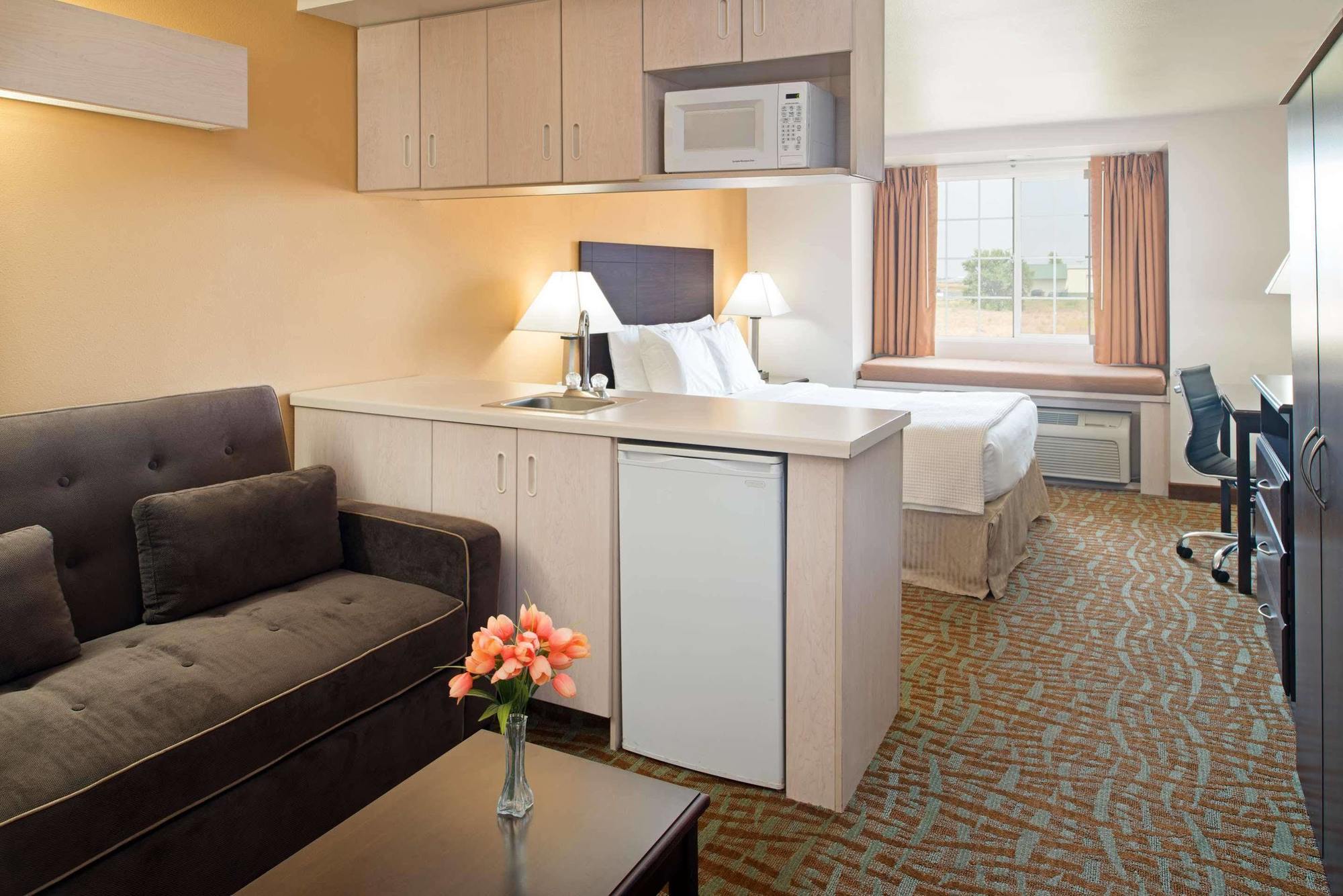 Days Inn & Suites By Wyndham Spokane Airport Airway Heights Exterior foto